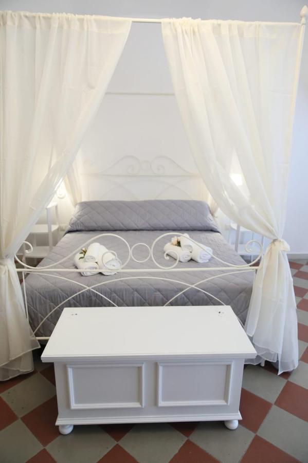 La Maison Piazza Del Popolo Манфредония Екстериор снимка