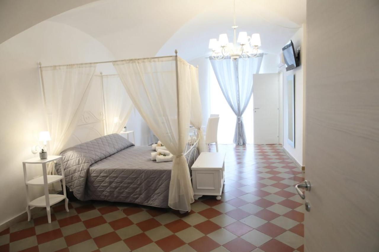 La Maison Piazza Del Popolo Манфредония Екстериор снимка