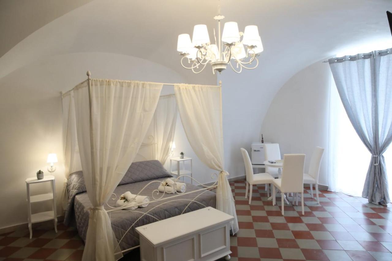 La Maison Piazza Del Popolo Манфредония Екстериор снимка