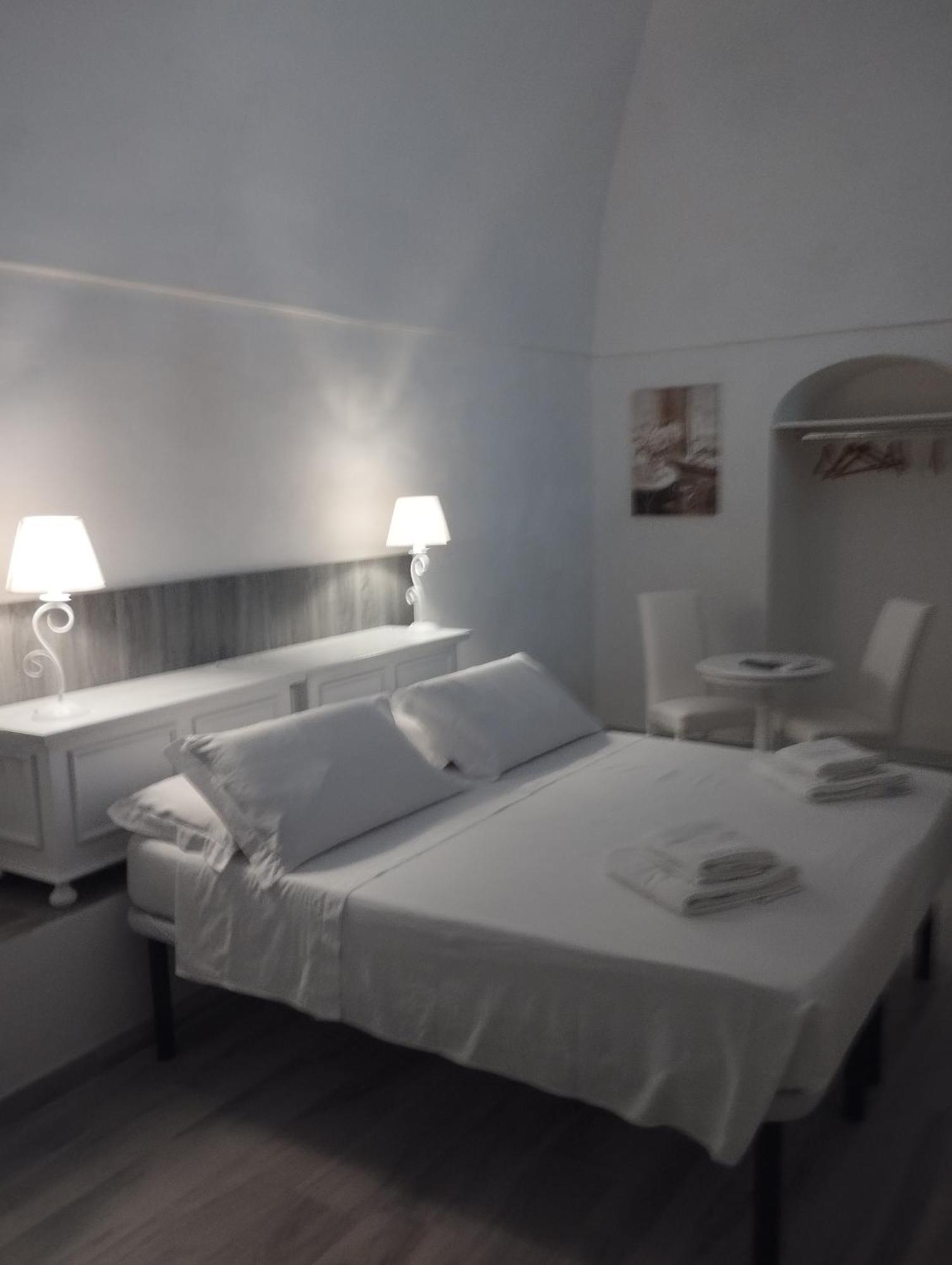 La Maison Piazza Del Popolo Манфредония Екстериор снимка